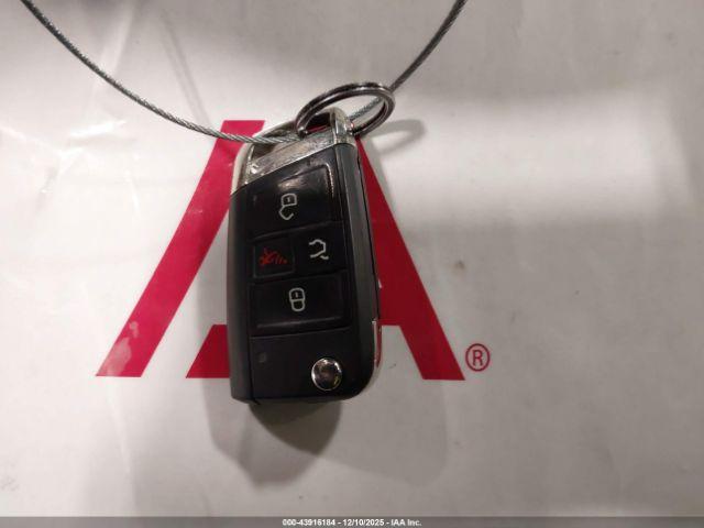 Volkswagen Golf Se 4-door Image 12