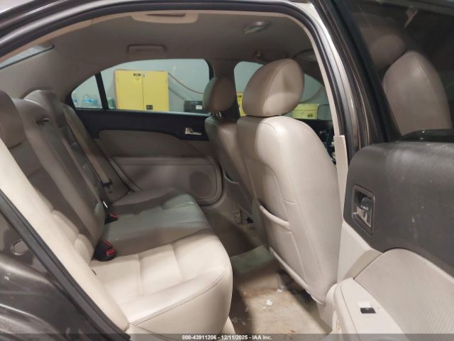 Ford Fusion Sel Image 10