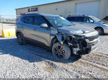  Salvage Kia Seltos