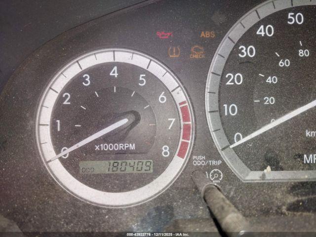 Toyota Sienna Ce Image 9