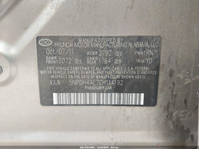 Hyundai ELANTRA Gls Image 9