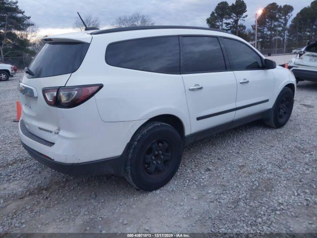 Chevrolet Traverse Ls Image 2