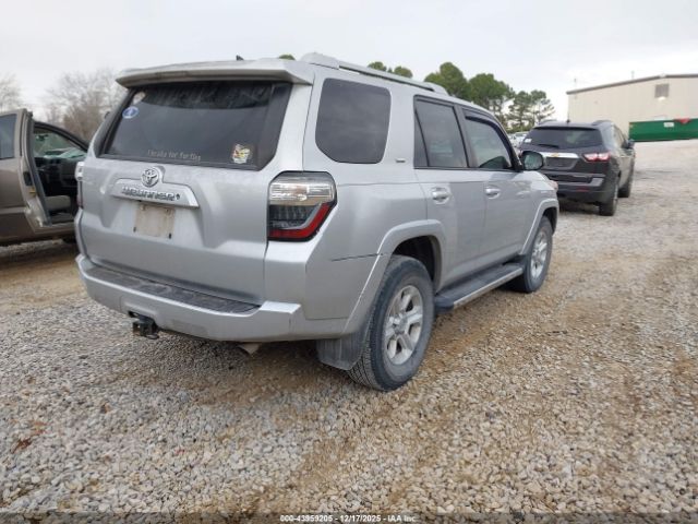 Toyota 4Runner Sr5 Image 16