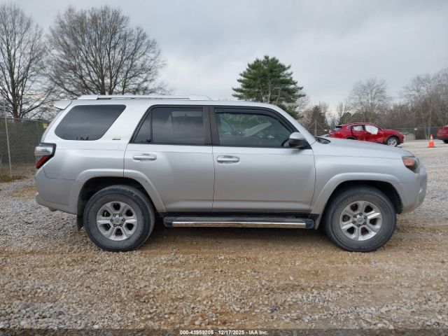 Toyota 4Runner Sr5 Image 10