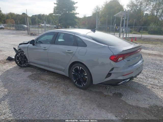 Kia K5 Gt-line Image 2