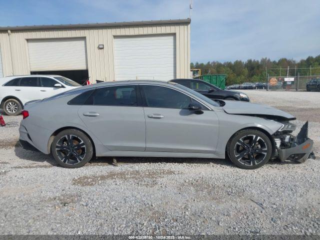 Kia K5 Gt-line Image 10