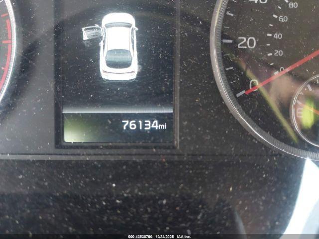 Kia K5 Gt-line Image 14