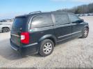Chrysler Town & Country Touring Image 8