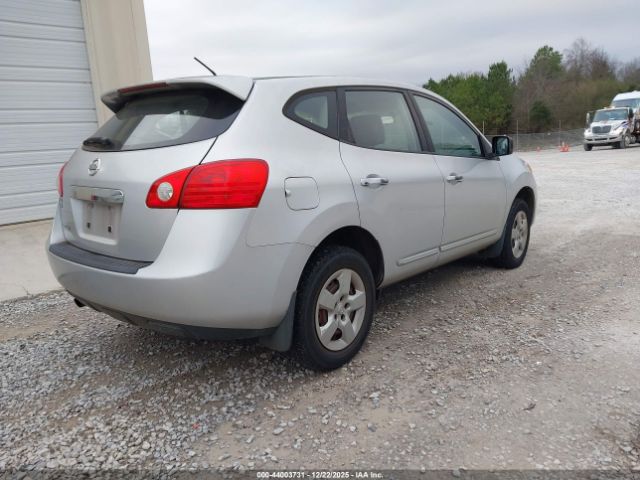 Nissan Rogue S Image 4