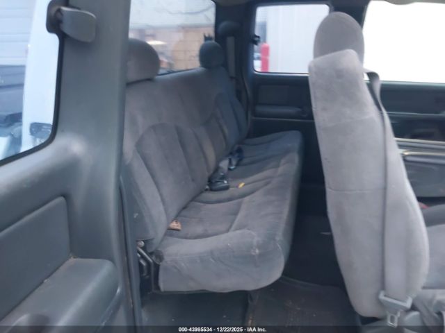 Chevrolet Silverado 1500 Ls Image 10