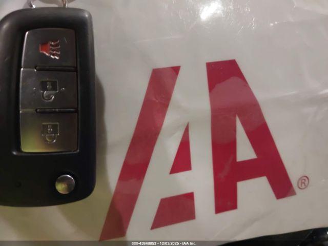 Nissan Rogue S Image 11