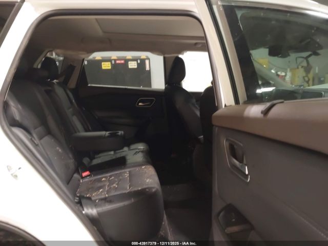 Nissan Rogue Sv Intelligent Awd Image 12