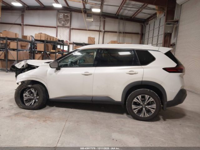 Nissan Rogue Sv Intelligent Awd Image 16