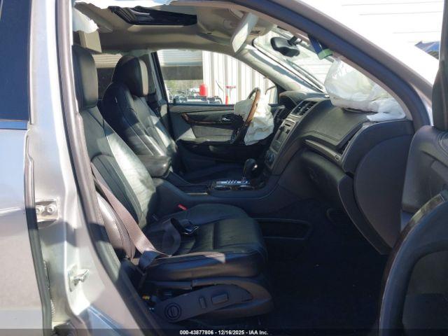 GMC Acadia Denali Image 2