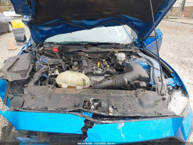 Ford Mustang Image 5