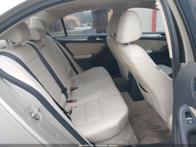 Volkswagen Jetta 1.8t Se Image 7