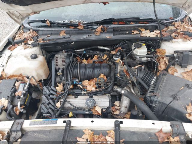 Buick LeSabre Custom Image 7