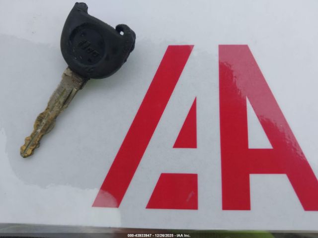 Buick LeSabre Custom Image 10