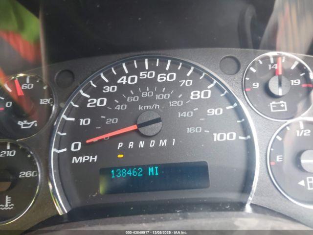 Chevrolet Express Work Van Image 14