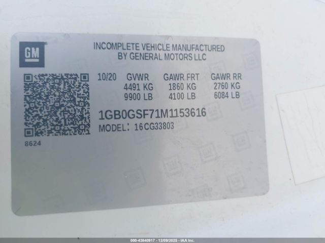 Chevrolet Express Work Van Image 12