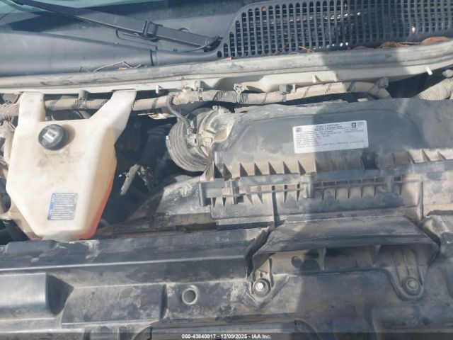 Chevrolet Express Work Van Image 7