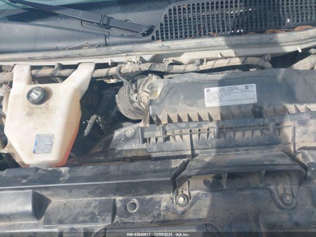 Chevrolet Express Work Van Image 7