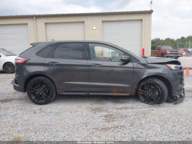 Ford Edge St Image 12