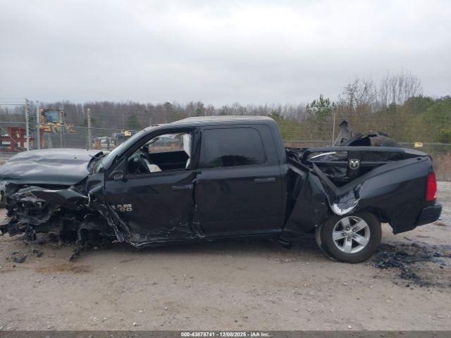 Ram 1500 Express  4x4 5'7 Box Image 11