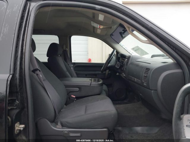 Chevrolet Silverado 2500 Lt Image 11