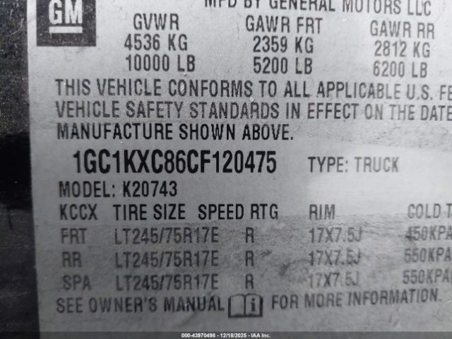 Chevrolet Silverado 2500 Lt Image 7