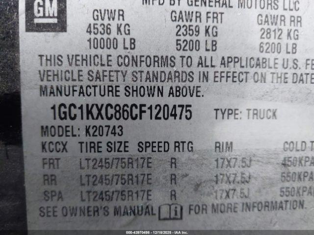 Chevrolet Silverado 2500 Lt Image 7