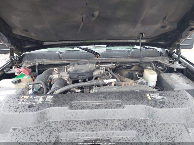 Chevrolet Silverado 2500 Lt Image 8