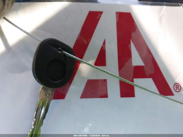 Chevrolet Silverado 2500 Lt Image 13