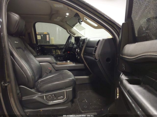 Ford Expedition Platinum Image 6