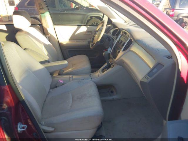 Toyota Highlander Image 4