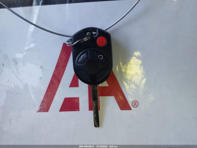 Ford Escape S Image 6