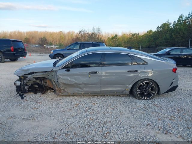 Kia K5 Gt-line Image 13