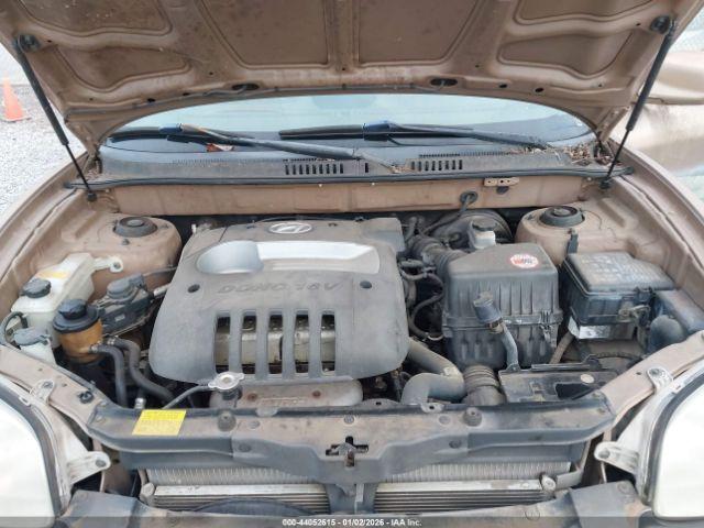 Hyundai SANTA FE Image 9