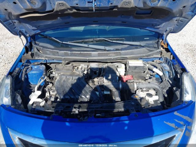 Nissan Versa 1.6 Sv Image 6