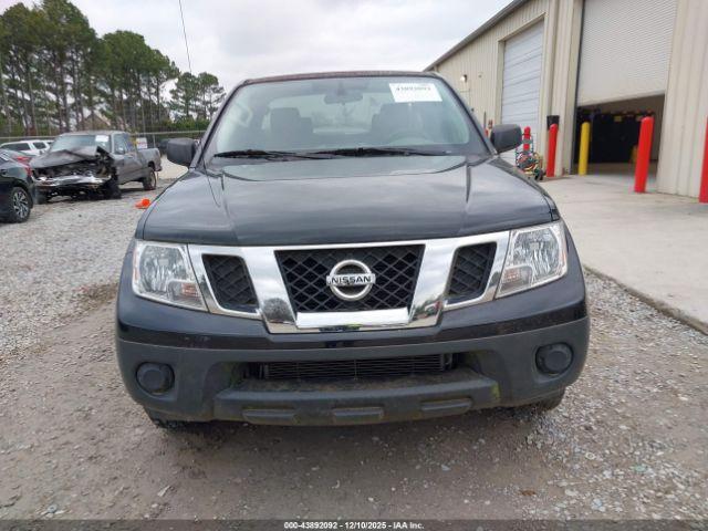Nissan Frontier S Image 12