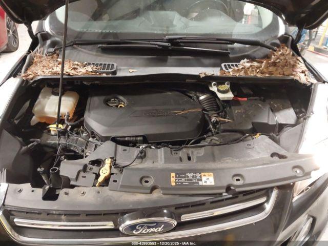 Ford Escape Titanium Image 9