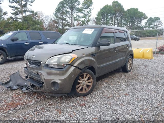 Kia Soul + Image 11