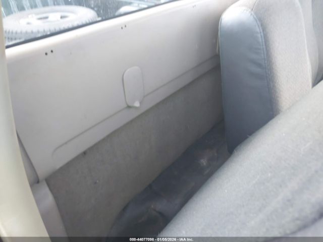 Chevrolet Silverado 1500 Work Truck Image 7