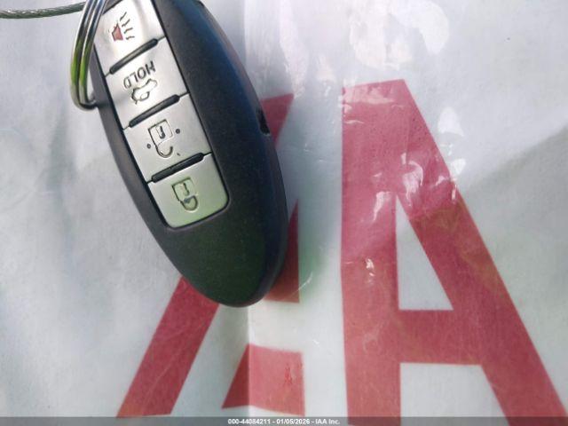 Nissan Murano S Image 9