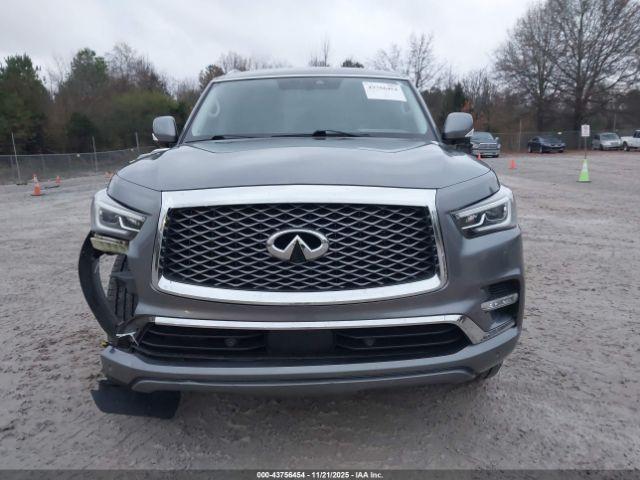 INFINITI Qx Luxe Image 2