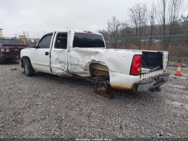 Chevrolet Silverado 1500 Ls Image 2