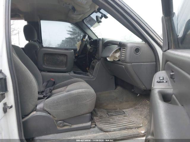 Chevrolet Silverado 1500 Ls Image 5