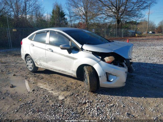  Salvage Ford Fiesta