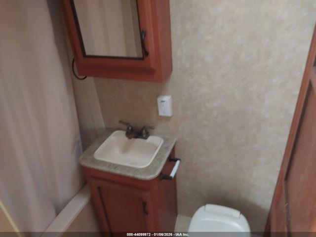 Coachmen Catalina Image 8