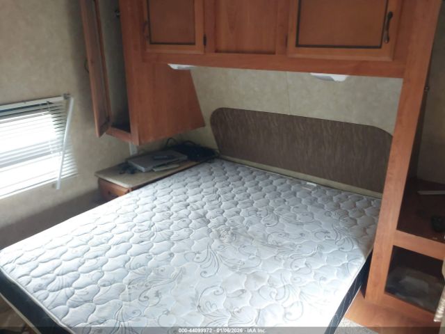Coachmen Catalina Image 7